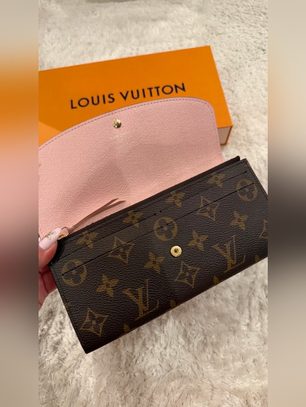 Louis Vuitton Emilie Wallet Rose Ballerine - Picture 2 of 6